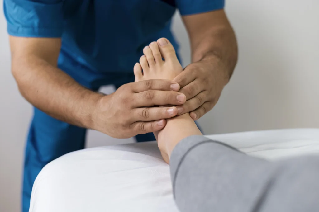 ankle specialist in baner